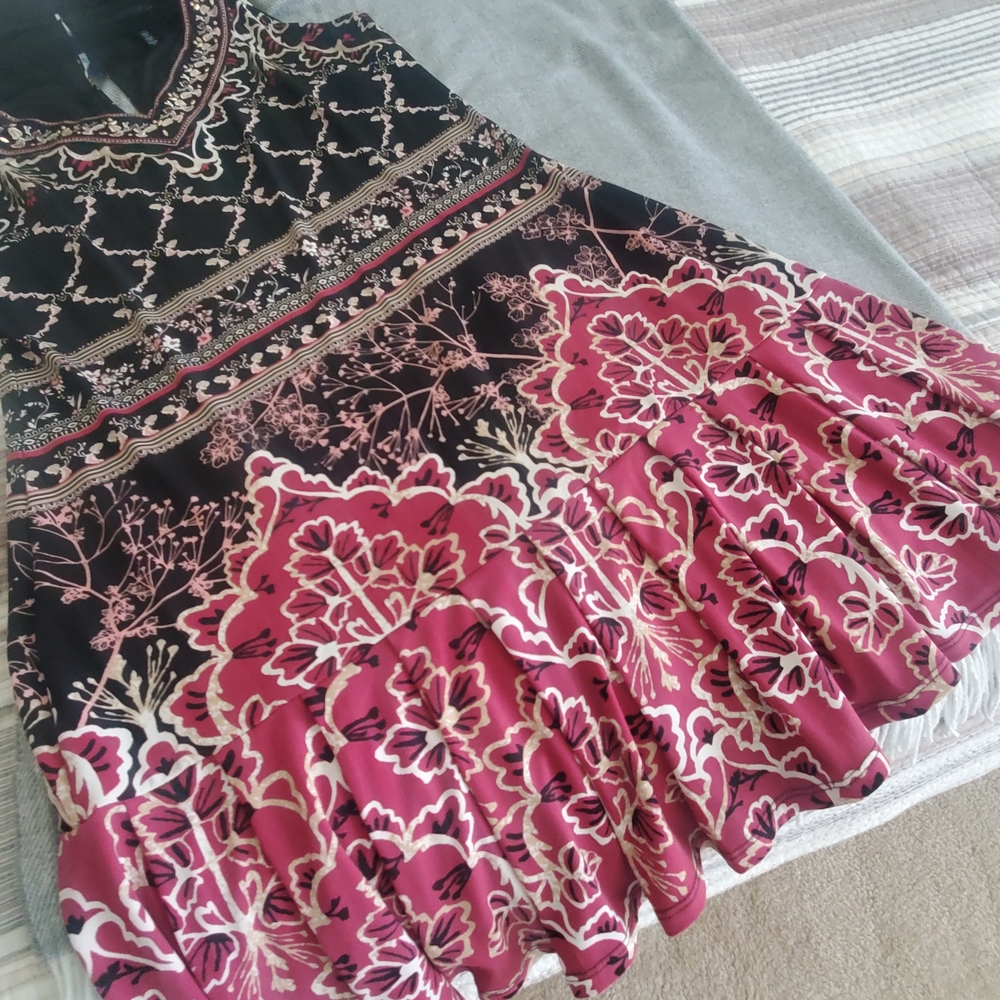 WHBM Sleeveless  Printed V-Neck Dress Size M - Picture 4 of 7